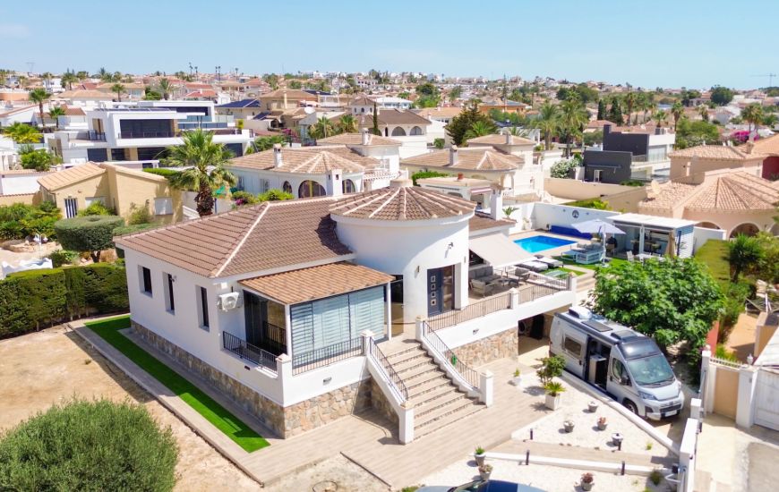 Sale - Villa - Ciudad Quesada
