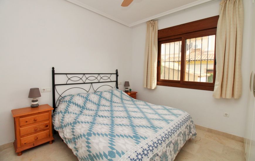 Sale - Rijtjeshuis - Villamartin