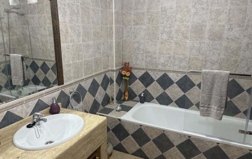 Venta - Villa - Algorfa