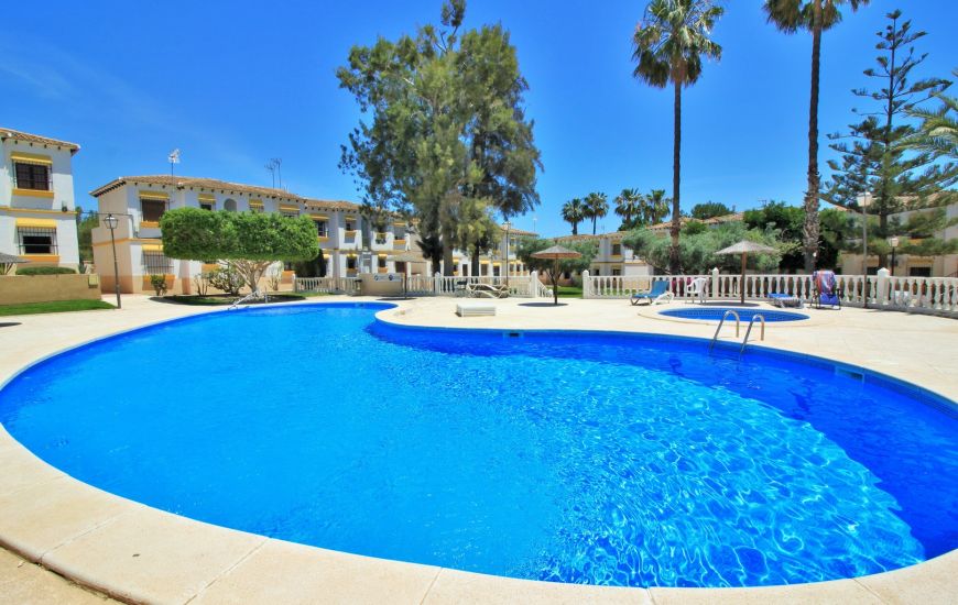 Sale - Apartments - Villamartin