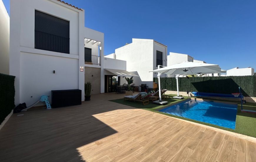 Sale - Villa - Ciudad Quesada