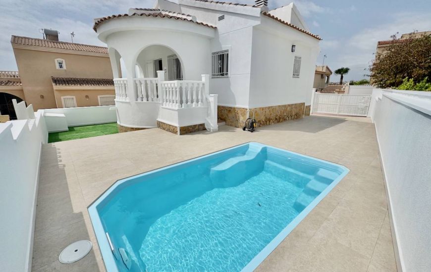 Sale - Villa - Ciudad Quesada