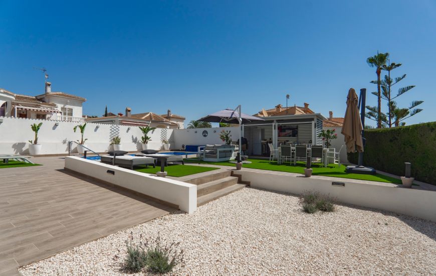 Sale - Villa - Ciudad Quesada