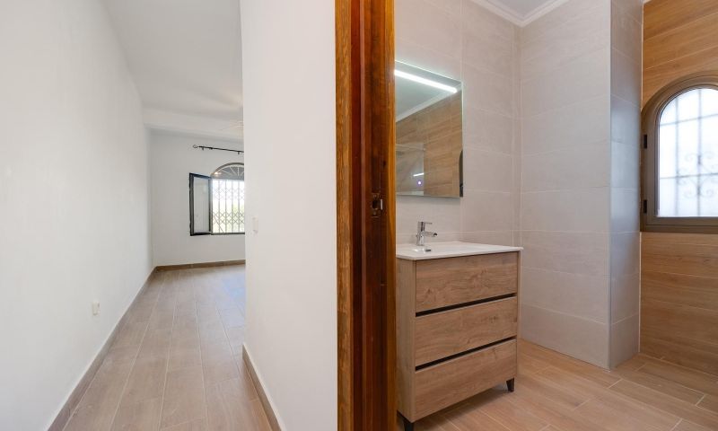 Venta - Casa Adosada - Villamartin