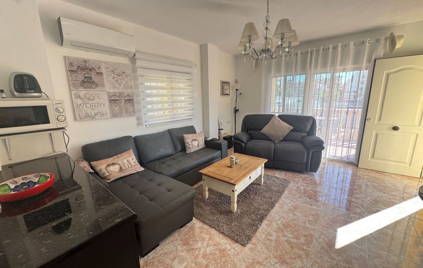 Sale - Villa - Villamartin