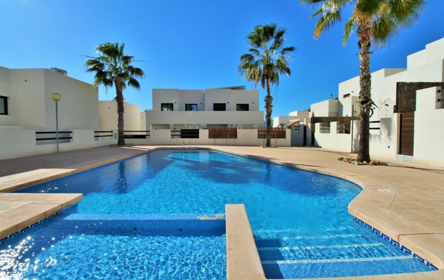 Venta - Villa - Villamartin