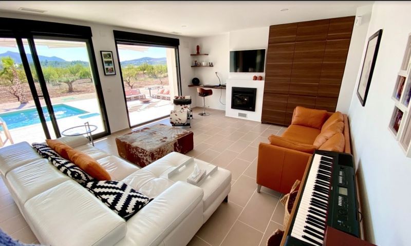 Sale - Villa - Hondón de las Nieves