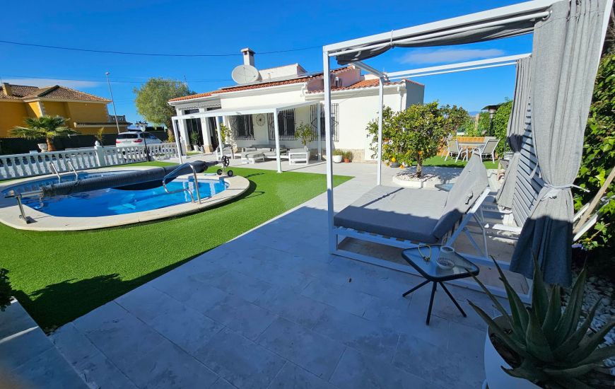 Sale - Villa - La Marina