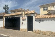 Sale - Villa - El Raso