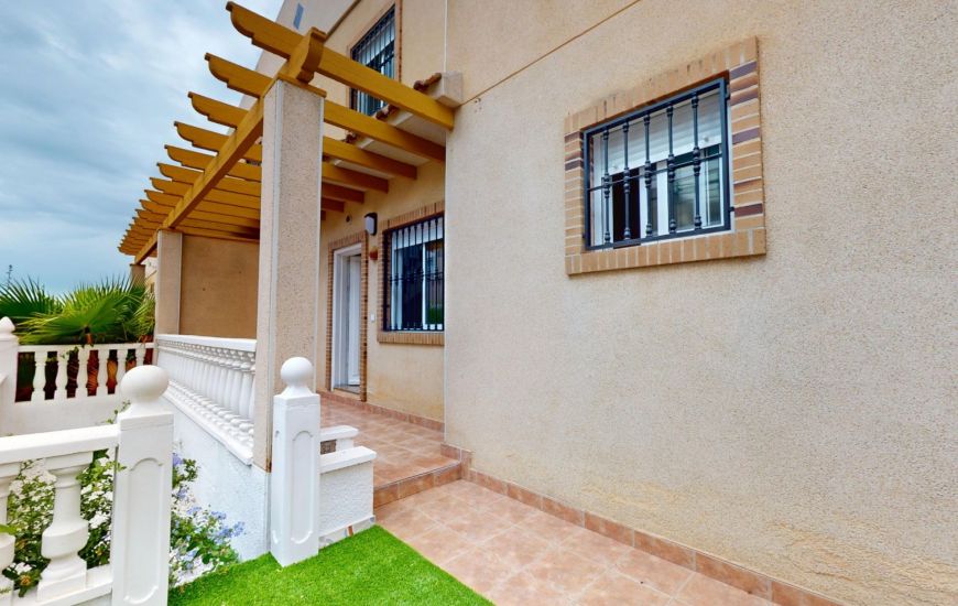 Sale - Townhouse - Villamartin