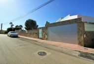 Sale - Villa - Villamartin