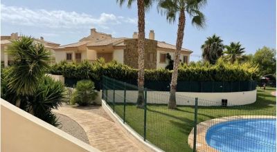 Villa - Sale -  - 