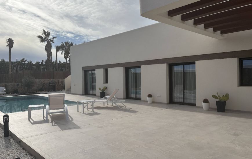 Sale - Villa - Algorfa