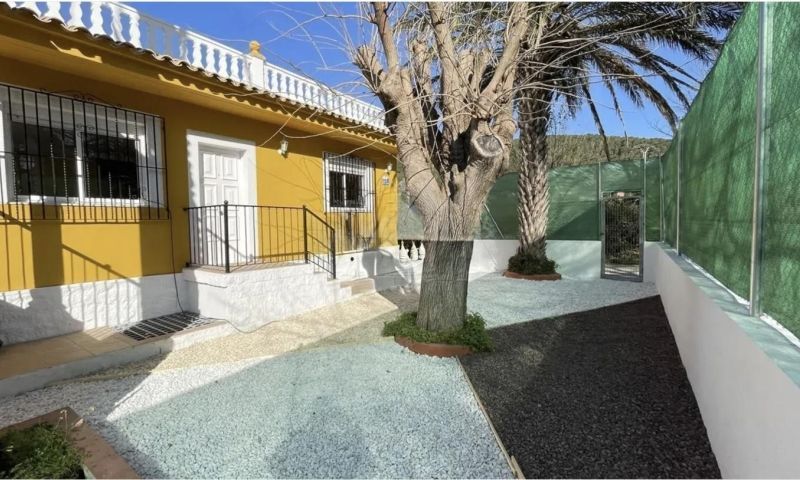 Sale - Villa - Alzira