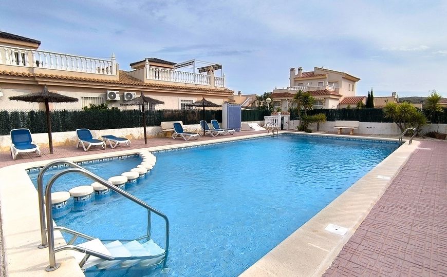 Sale - Half Vrijstaand Huis - Ciudad Quesada