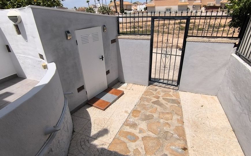 Sale - Bungalow - Benijófar - 