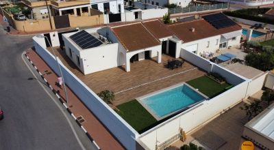 Villa - Sale - Torrevieja - Torrevieja