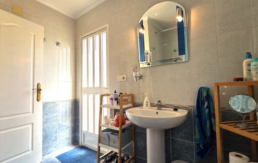 Sale - Villa - Orihuela Costa