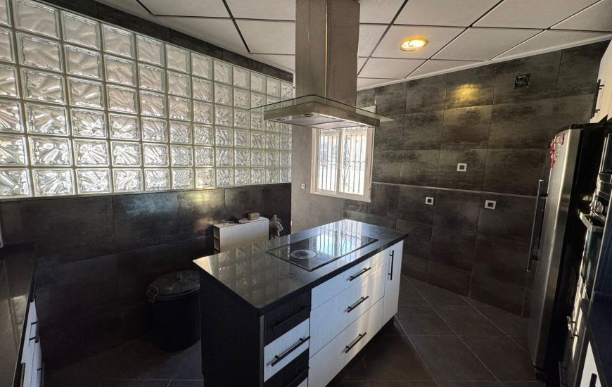 Sale - Villa - Torrevieja - 