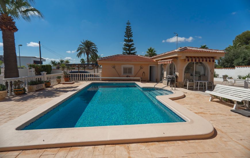 Sale - Villa - Ciudad Quesada