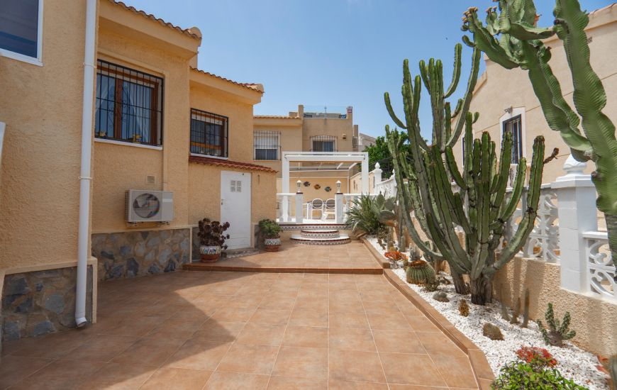 Sale - Villa - Ciudad Quesada