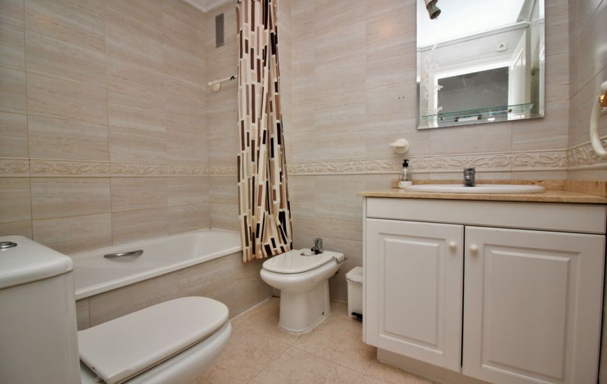 Sale - Apartments - Villamartin
