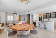 Sale - Townhouse - Alicante