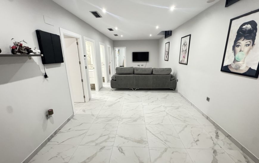 Venta - Villa - Villamartin Venta - Villa - Villamartin