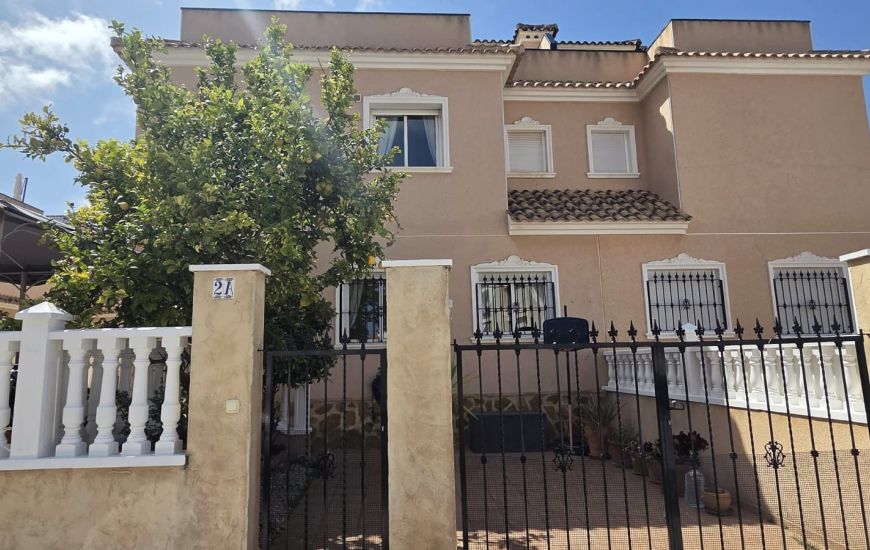 Sale - Rijtjeshuis - Orihuela Costa