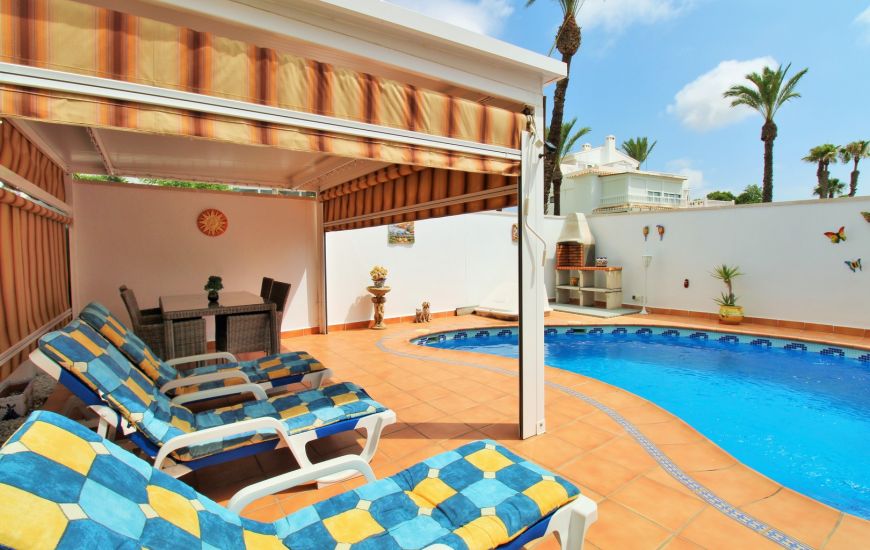 Sale - Villa - Villamartin