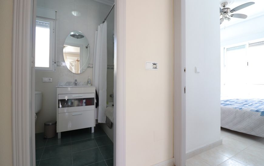 Sale - Villa - Benimar