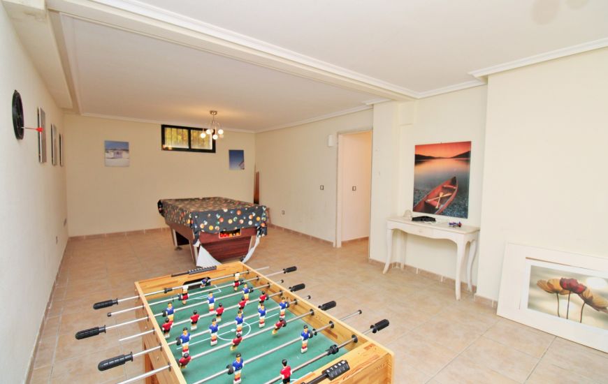 Sale - Villa - Villamartin