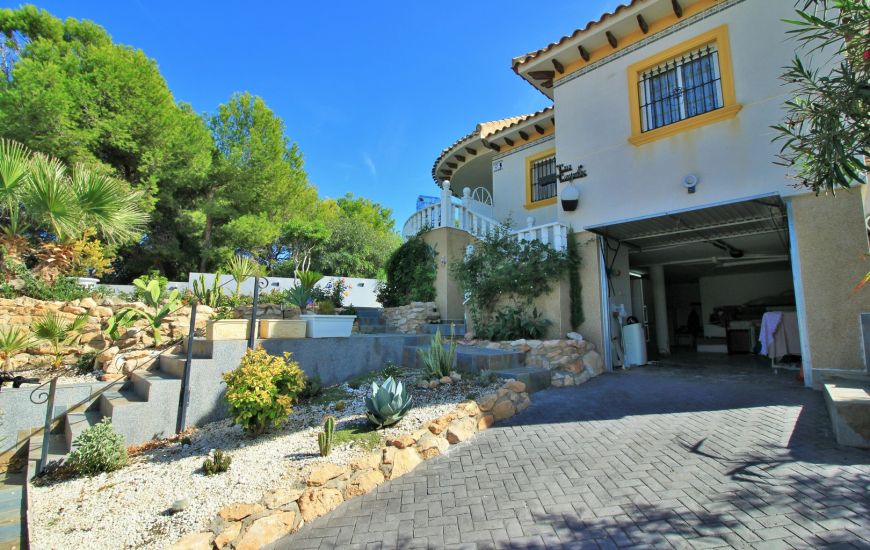 Sale - Villa - Villamartin