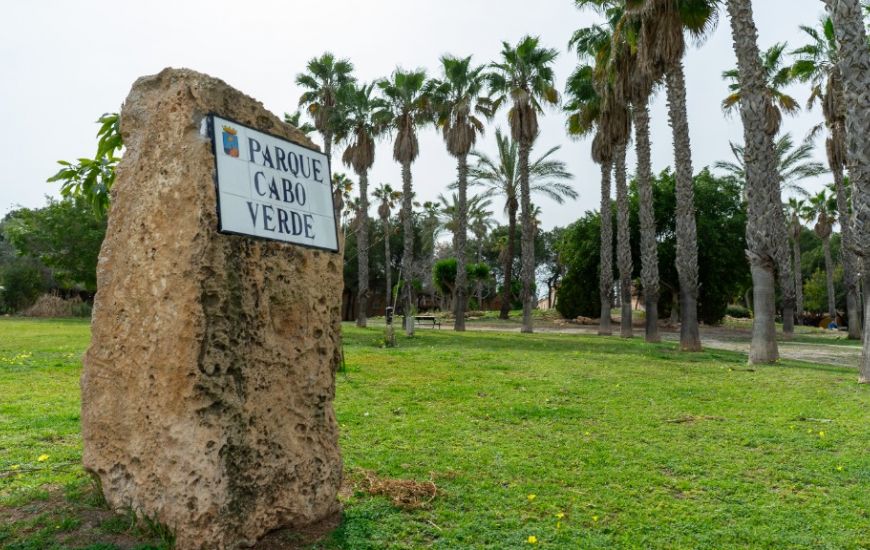 Sale - Villa - Los Altos