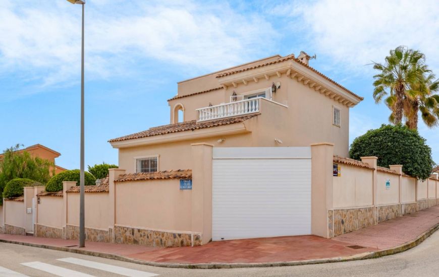Sale - Villa - Ciudad Quesada