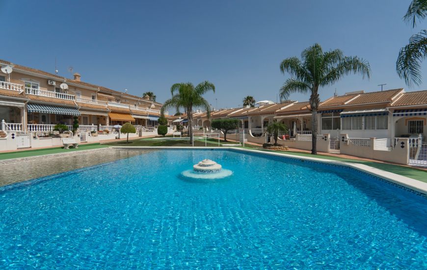 Sale - Half Vrijstaand Huis - Ciudad Quesada