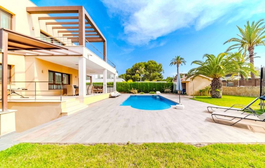 Sale - Villa - Cabo Roig