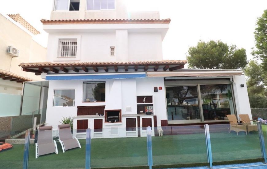 Sale - Villa - Orihuela Costa