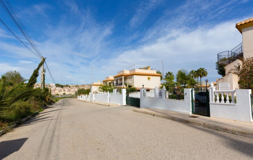 Sale - Apartments - Orihuela Costa