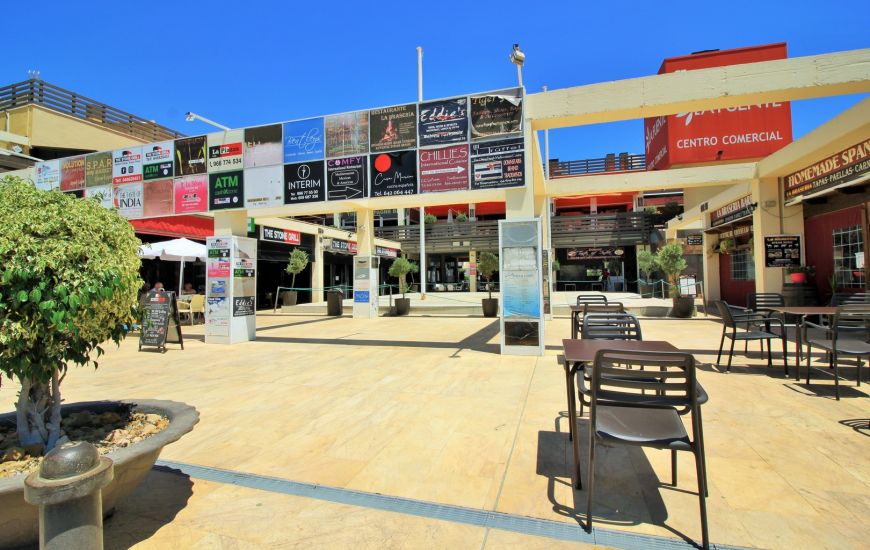 Sale - Apartments - Villamartin