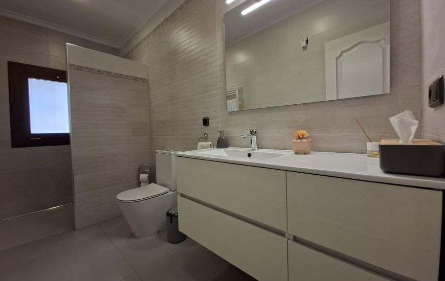 Sale - Villa - Hondón de las Nieves