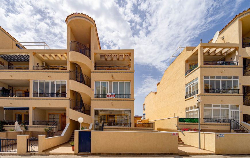 Sale - Apartament - Punta Prima