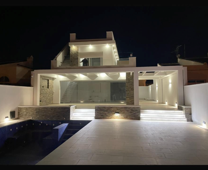 Sale - Villa - Torrevieja