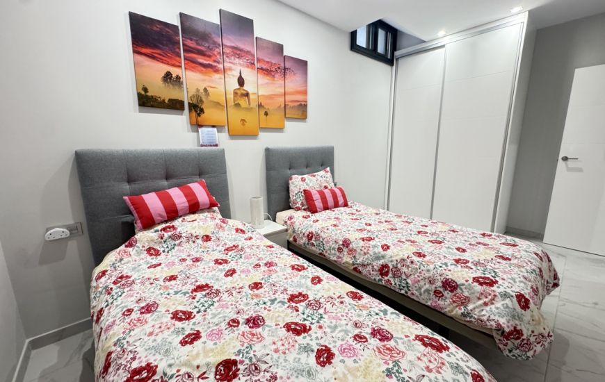 Venta - Villa - Villamartin Venta - Villa - Villamartin