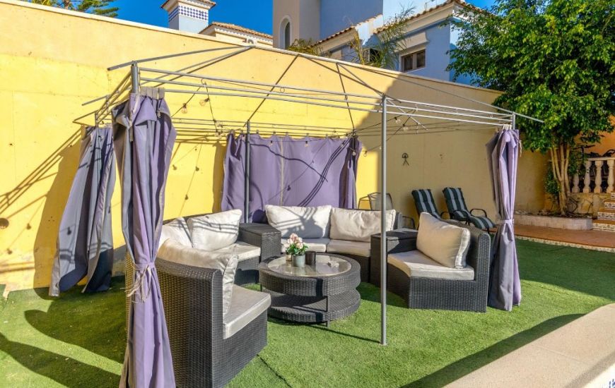 Sale - Villa - Villamartin