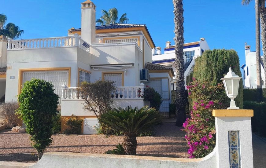 Sale - Villa - Los Dolses