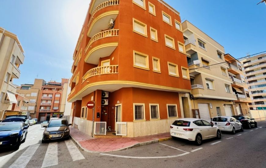 Sale - Apartments - 