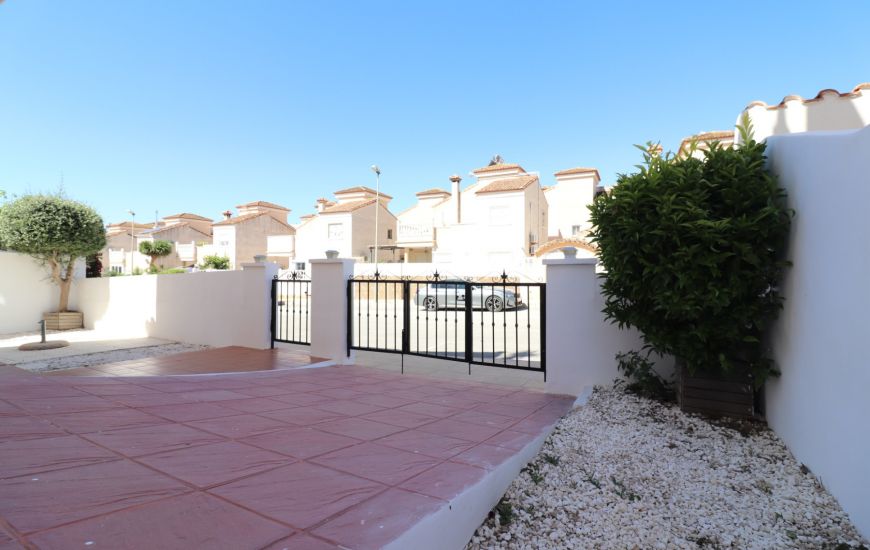 Sale - Villa - San Miguel de Salinas