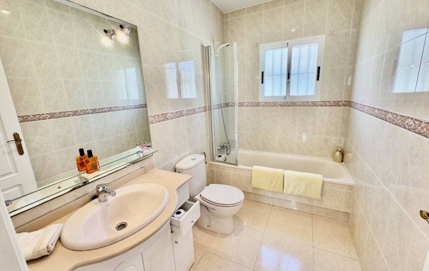 Sale - Villa - Benijófar - 