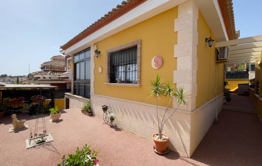 Sale - Villa - Bigastro
